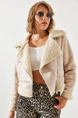 Kunstleder-Crop-Jacke mit Schalkragen