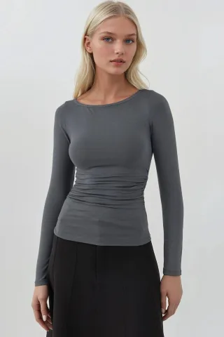 Weiches Langarm-Fitted-Top