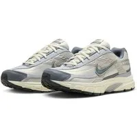 Nike Sportswear INITIATOR Sneaker inspririert vom Design des Nike P-6