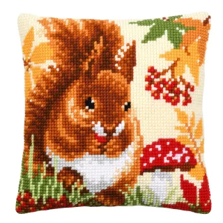 Kreuzstichkissen "Eichhörnchen Herbst"