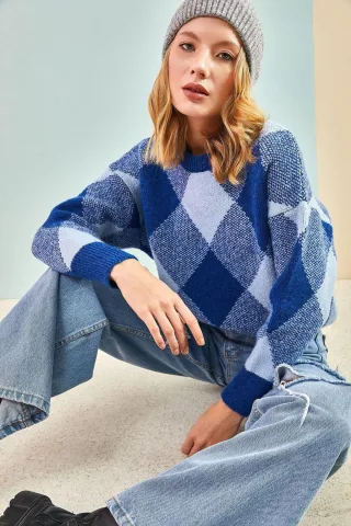 Geometrischer Gerippter Rundhals-Pullover