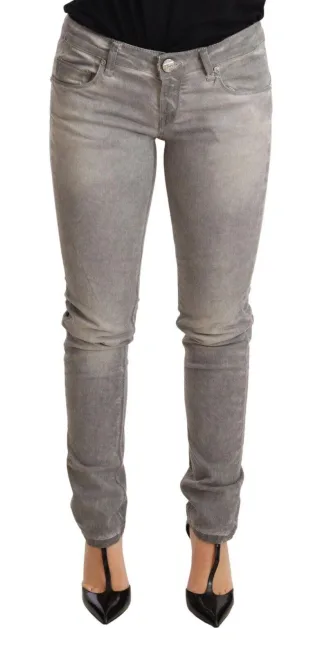Acht Hellgraue Gewaschene Baumwoll Slim Fit Jeans