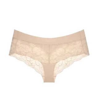 Triumph - Body Make-Up Illusion Lace Shorty nude beige - Gr. - 42