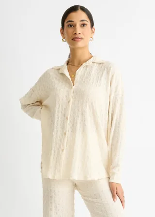 Beige strukturiertes Hemd mit langen Ärmeln und Übergröße