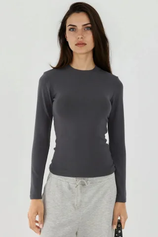 Ultraweiches Slim-Fit Crew-Neck Langarm-Basictop