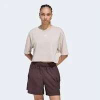 adidas Originals T-Shirt ESS CROP TEE mit Rundhalsausschnitt, ohne Verschluss, in normaler Länge