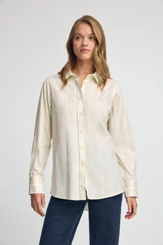Hemd beige gestreift im Relaxed Fit mit Rigby Go-Logo