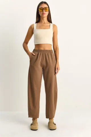 Elastische Taillierte gerade Leggings mit Taschen