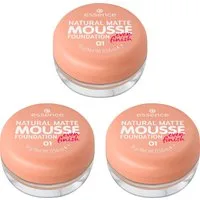 Essence Foundation NATURAL MATTE MOUSSE FOUNDATION, 3er Pack, mit Clean-Beauty-Textur