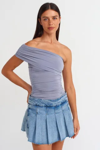 Schulterfreie Slim Fit Jersey-Bluse