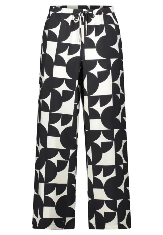 Betty & Co - Schlupfhose Schwarz/Weiß - Gr. - 38