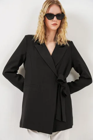 Blazer mit langer Krawattenverschluss und Schalkragen