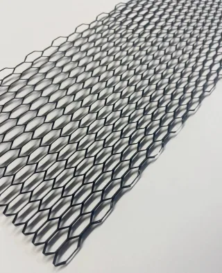 PREMIUM Universal Wabengitter / Racegitter für Ihr Fahrzeug in SCHWARZ 70 x 14,5 cm