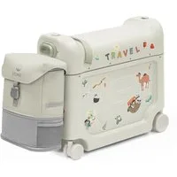 Stokke Kinderkoffer JetKids Reiseset - Enthält Aufsitzkoffer & Bordbett + Crew Backpack, 4 Rollen, Ideal für kurze und lange Reisen