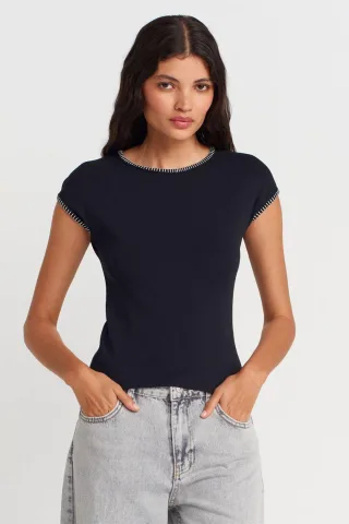 Slim Fit Baumwoll-Jersey Rundhalsausschnitt T-Shirt