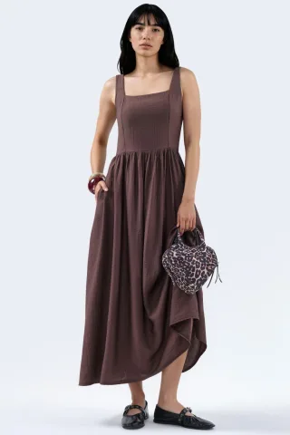 Kombinierbares Midi-Kleid mit quadratischem Kragen