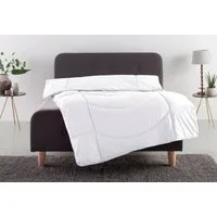 OTTO home Microfaserbettdecke Microlux, Bettdecke 135x200 cm und Übergrößen bis 240x220cm, Füllung: Feuchtigkeitsregulierende 3D Klimafaser (Polyester), Bezug: Microfaser-Feinbatist, fest versteppter Bezug - keine Bettwäsche nötig, Sommer, Winter