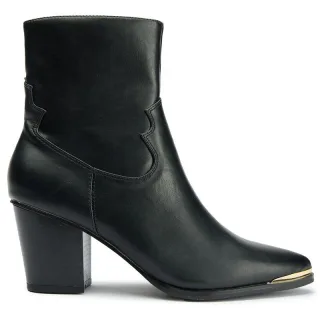 Solesister Tina Stiefel