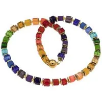 Bella Carina Perlenkette Würfelkette Glas Würfel regenbogen Farben Magnetverschluss, mit facettierten Glaswürfel Perlen