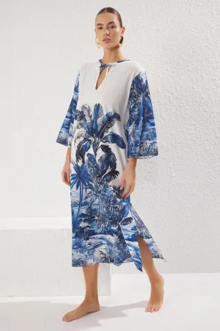 Sehr farbenfrohes, bedrucktes, mittellanges, locker sitzendes Strandkleid für Damen im Oversize-Stil