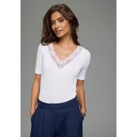 Laura Scott V-Shirt sehr figurbetonte Passform, aus elastischem Jersey, mit Spitze