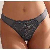 LASCANA String Nikoletta aus floraler Spitze und feinem Mesh in transparenter Optik