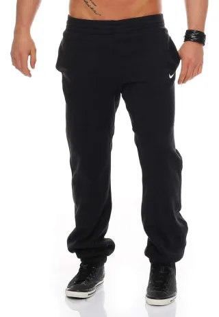 NIKE Herren-Jogginghose â€žClub Swoosh Cuffâ€œ in Schwarz
