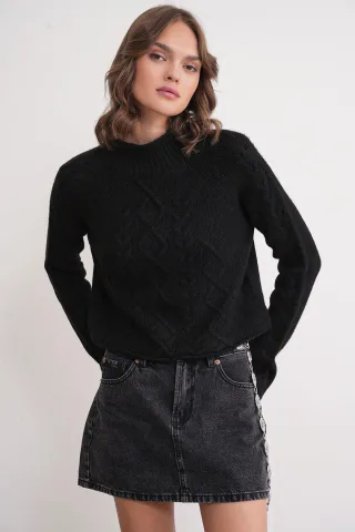 Rippstrick-Pullover mit Argyle-Muster und halbem Stehkragen