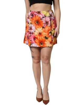 Blumiges Minirock mit Knopfdetails