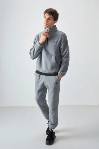 Herren Sweatshirt- und Hosen-Set aus Polyester