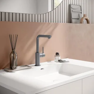 L