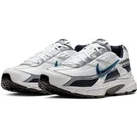 Nike Sportswear INITIATOR Sneaker inspiriert vom Design des Nike P-6000