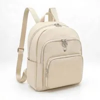 HELLSER Cityrucksack Damen klein – stylischer Damen Rucksack 34x27x15cm wasserabweisend, für Freizeit, Uni, Schule, Büro - Koffergurt & versteckte Tasche
