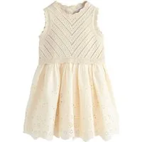 Next Strickkleid Kleid mit Lochstickerei und Stickerei (1-tlg)