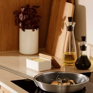 Eva Trio LegioNova  Butterdose mit Holzdeckel