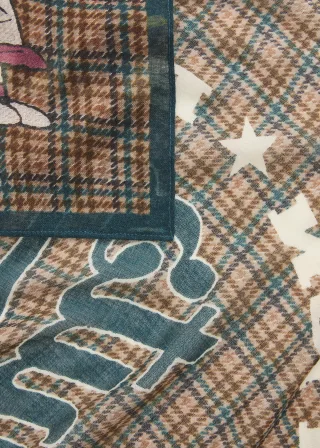 Leichtes Tuch mit Peanuts-Motiven und Schriftzug beige