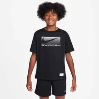 Nike T-Shirt B NK DF MULTI SS TOP GX LOVE für Jugendliche, sportlicher Stil, für Freizeit und Aktivitäten