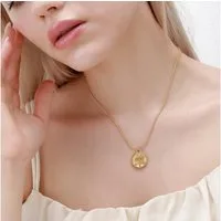 KARMA Kette mit Anhänger Halskette Damen mit Sternzeichen Anhänger Gold Edelstahl (Edelstahlkette, 1-tlg., modern Sternzeichenkette Damen), Schmuck 40 cm Kette Damenhalskette