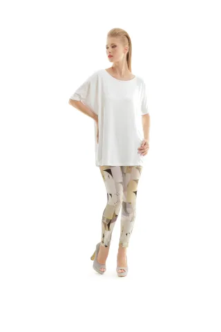 Seidige Hose mit geometrischem Druck