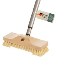 Hovedal Reinigungsbürste Schrubber mit Stiel, Teleskopstiel Schrupper aus Holz mit Naturborsten, Bodenbürste für Boden, Fliesen, Balkon, Terrasse, Garten, Außen, Innen