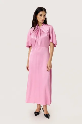 Kleid SLRiyan Feminine Form pink