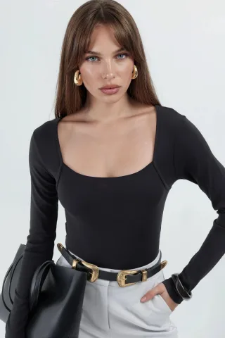 Schlanke Passform Cropped Bluse mit Rechteckkragen
