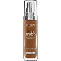 L'ORÉAL PARIS Foundation TRUE MATCH FOUNDATION, lässt sich mühelos verblenden, ohne sichtbare Ränder zu hinterlassen