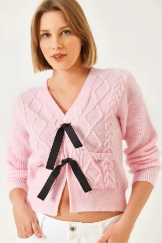 Strukturiertes V-Ausschnitt-Cropped-Cardigan mit Pompon
