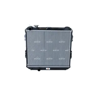 NRF Motork?hler gel?tet Toyota Hilux VW Taro 2,4 506724
