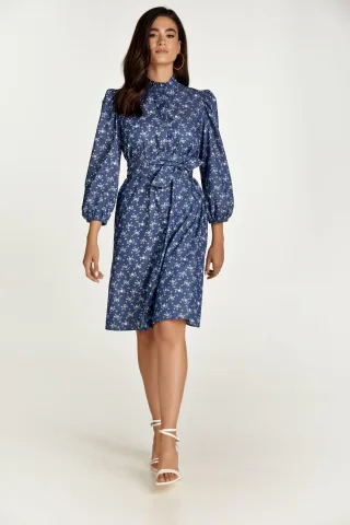 Langärmeliges Kleid mit Blumenmuster in Indigo
