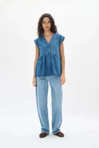 Blau