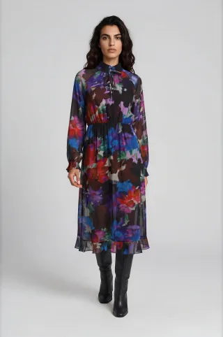 Milano Italy - dress with 1/1 raglan sleeve, tie neck, ruffle at hem purple print - Gr. - 42