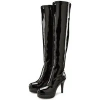 LASCANA Belle Affaire High-Heel-Stiefelette mit Plateau, Overkneestiefel in erotischer Lack-Optik