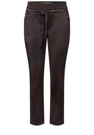 Street One - Loose Fit Velours Hose deep roast brown - Gr. - 28